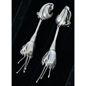 Antonio Pineda Taxco Mexico 970 Silver Flower floral Drop Clip Earrings